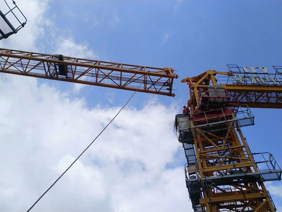 筑優致遠 濟南萬象城項目寫字樓T3塔吊與施工電梯安全順利拆除紀實